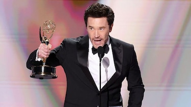 Premios Emmy 2026: estos son los ganadores de una gala en la que hizo historia la serie de comedia ‘Widow’s Bay’