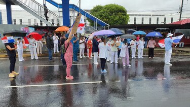 Comenenal decide mantener el paro médico por siete días prorrogables en contra de la minería