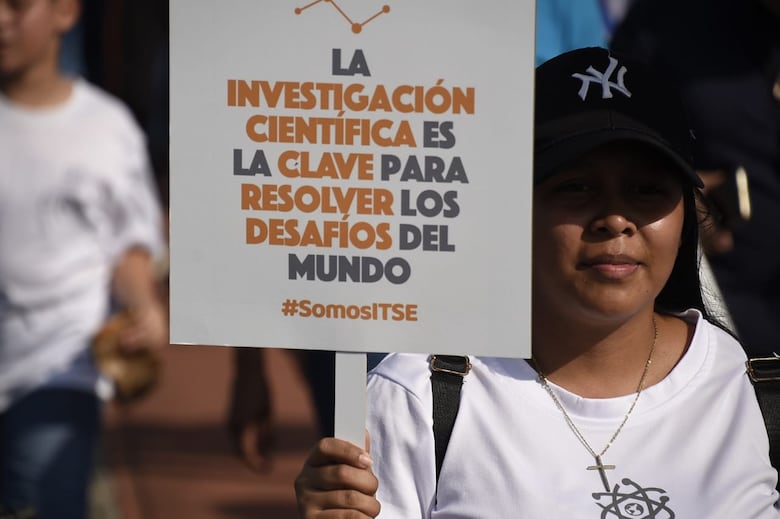 Marcha por la Ciencia Panamá: Comunidad científica pide una inversión justa