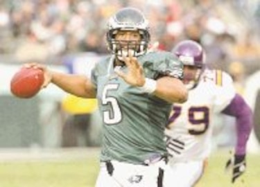 Eagles aprovecharon errores de los Vikings