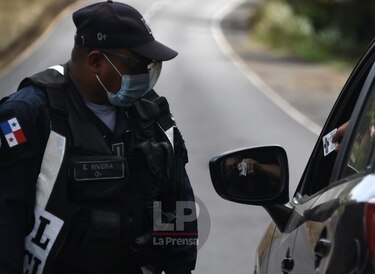 La Policía Nacional detiene durante el fin de semana a más de mil personas por incumplir con el toque de queda