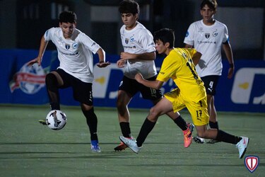 18 partidos iluminan este fin de semana en la Copa Talento Colegial