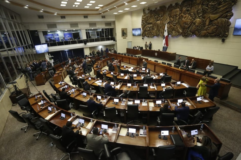 La Asamblea Nacional tiene 412 asesores que cuestan $14.4 millones al año