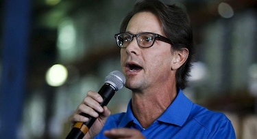 Venezolanos ansían que el multimillonario Lorenzo Mendoza los salve de la calamidad