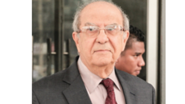 Corte mantiene llamamiento a juicio de Gustavo García de Paredes