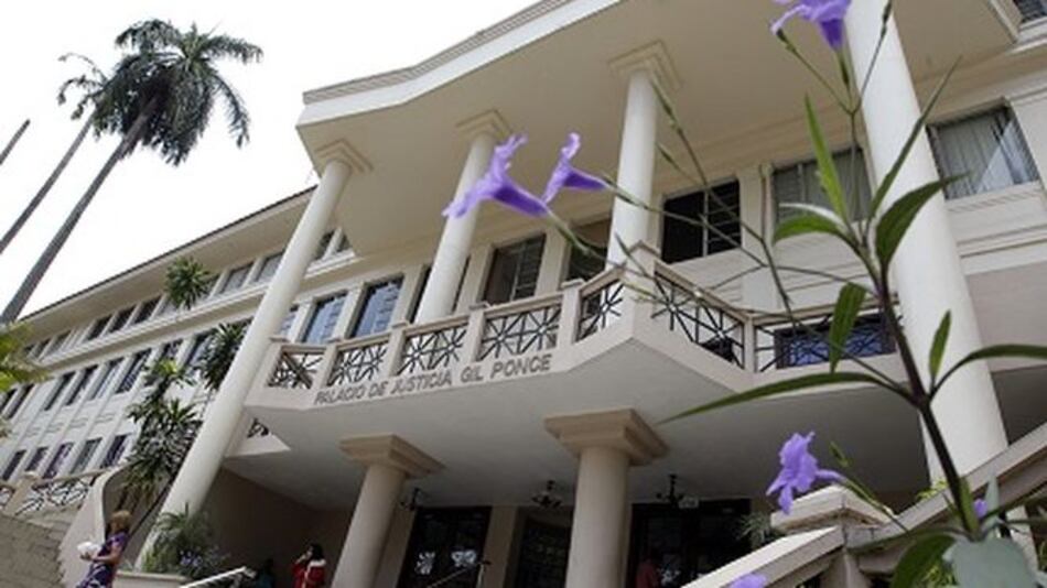 Corte investigará transacciones de Martinelli en Financial Pacific