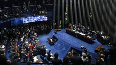 Senado de Brasil decide destituir a la presidenta Dilma Rousseff