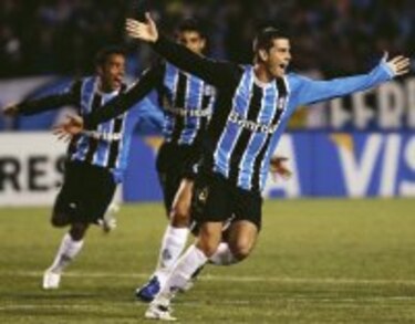 Gremio logra avanzar a semifinales