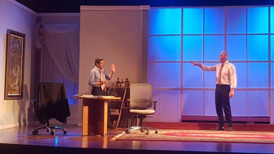 Sobre la obra de teatro 'Dignidad': 'tenemos los políticos que merecemos'