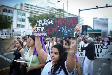 Marchan para pedir el fin de la violencia contra las mujeres