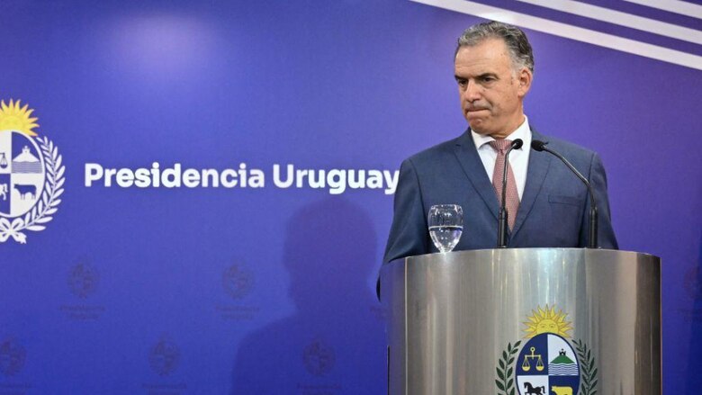 Por qué los nuevos pasaportes de Uruguay generaron quejas de Alemania, Francia y Japón