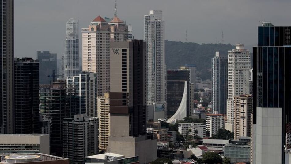 Panamá da paso en intercambio fiscal