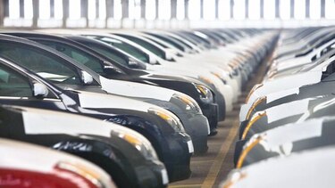Automotrices piden frenar importación
