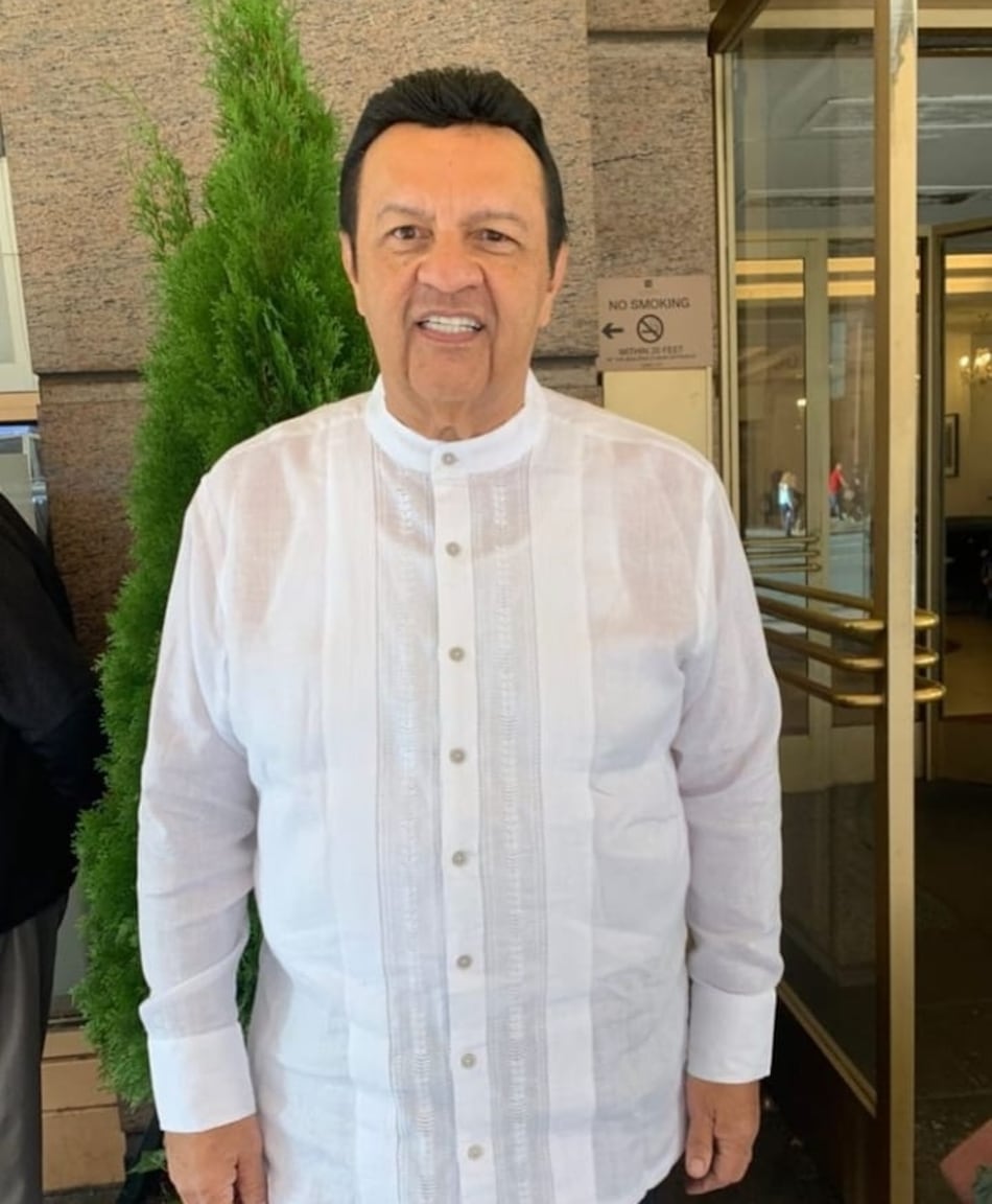 Osvaldo Ayala y varios miembros de su conjunto musical dan positivos a la Covid-19