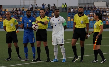 Designan árbitros para los próximos partidos de Panamá en la eliminatoria mundialista