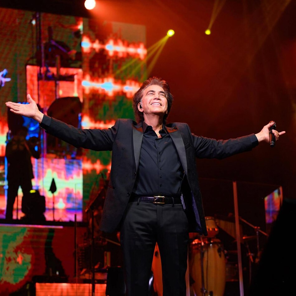 José Luis Rodríguez cumple 80 años sin dejar los escenarios