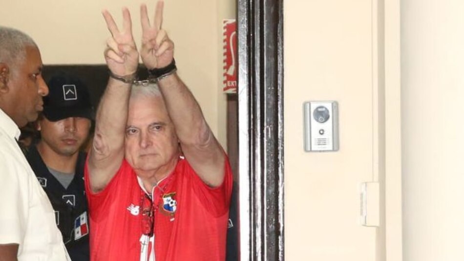 Nota de Martinelli sobre su renuncia al Parlacen no está autenticada