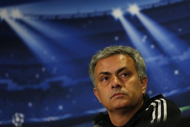 Multan a Mourinho por mal comportamiento en Inglaterra