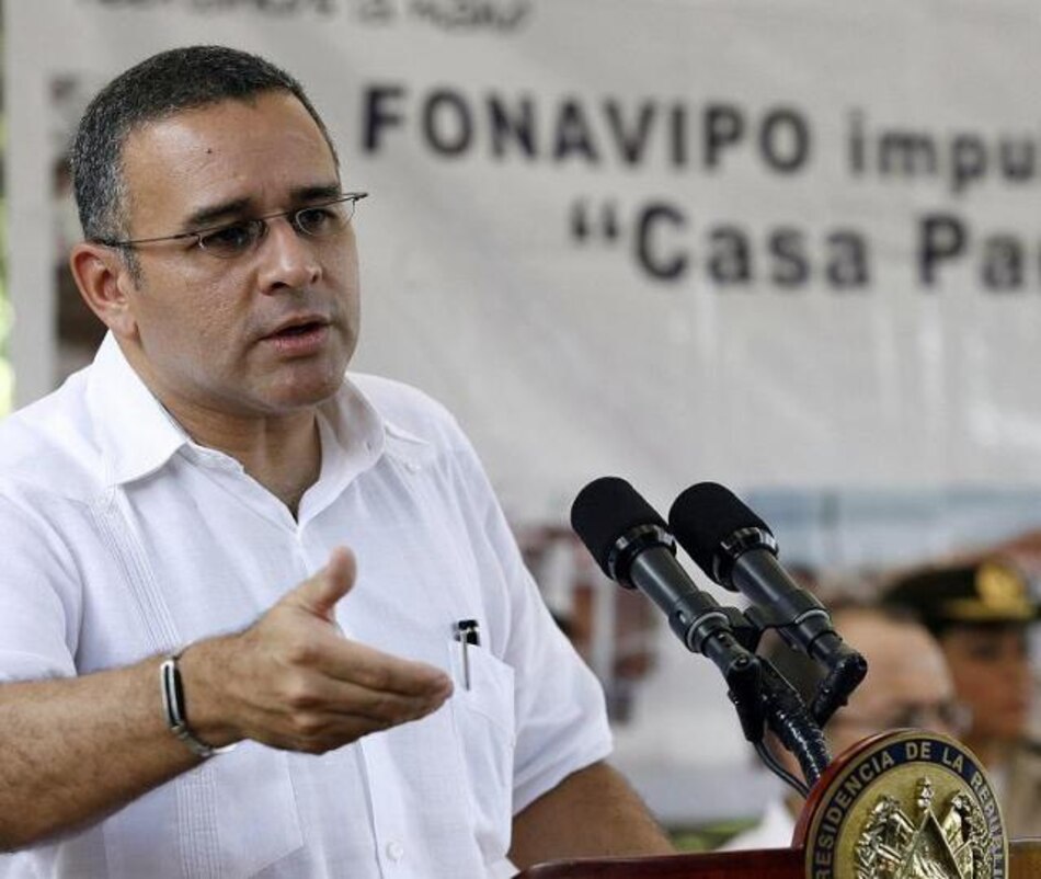 Presidente salvadoreño pide a Panamá no conceder asilo a Flores