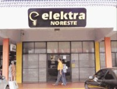 Colocan en venta control accionario de Elektra Noreste
