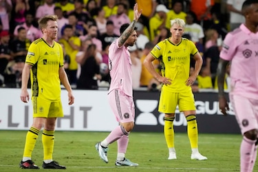 Messi se luce con un golazo y logra en penaltis su primer título con el Inter Miami