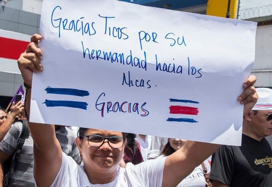 Costarricenses y nicaragüenses marchan contra la xenofobia