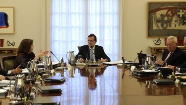 Gobierno español recurre al Constitucional propuesta independentista catalana