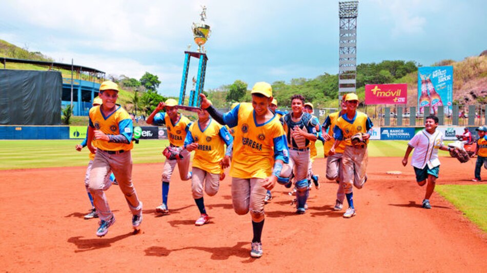 Herrera se lleva el trofeo