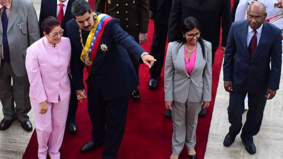 Constituyente apoya a Nicolás Maduro ante 'infames amenazas' de Donald Trump