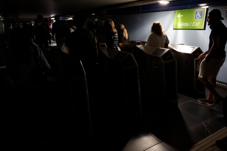 Así vive España el apagón eléctrico que afecta a varios países de Europa