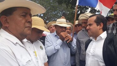 Gobierno y productores acuerdan reiniciar diálogo este martes