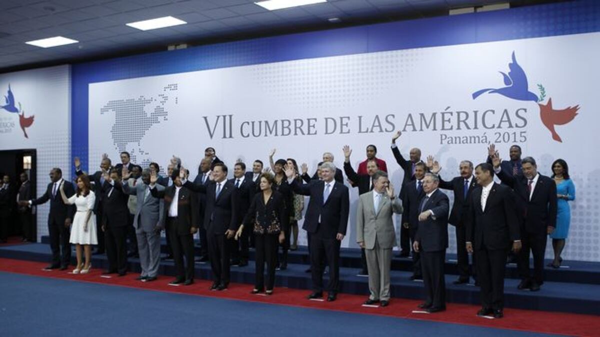 Excancilleres y diplomáticos abogan para que Panamá continúe con su rol mediador