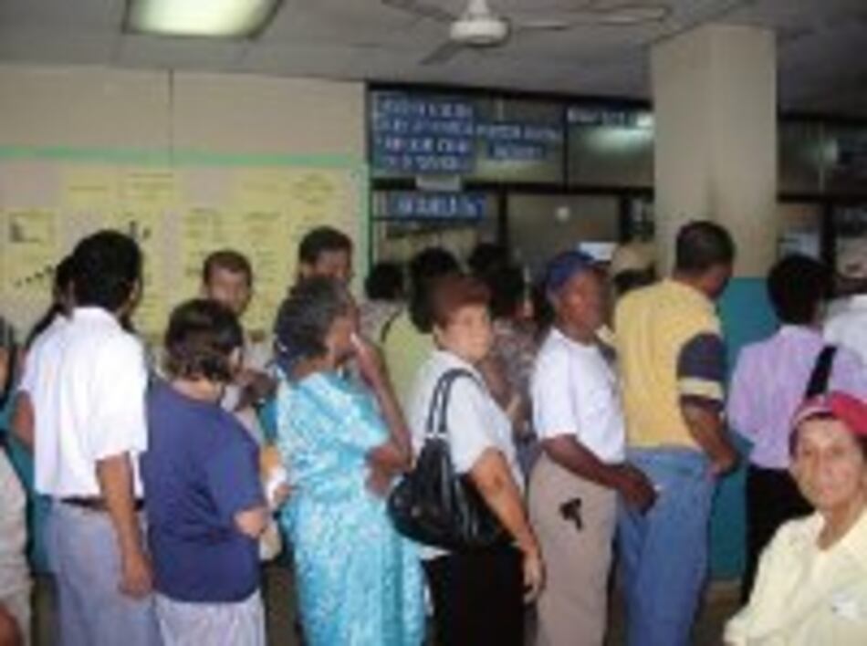 El suplicio por una cita médica