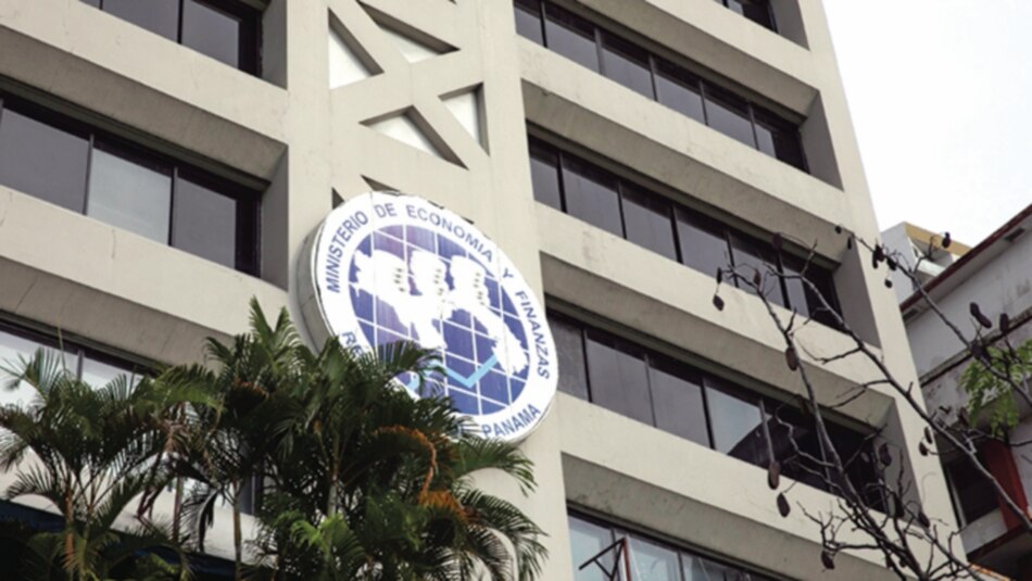 Presentan denuncia contra Minera Panamá por presunta defraudación fiscal