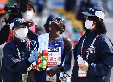 La sombra del coronavirus mantiene en alerta a los organizadores de la Euro y los Juegos Olímpicos