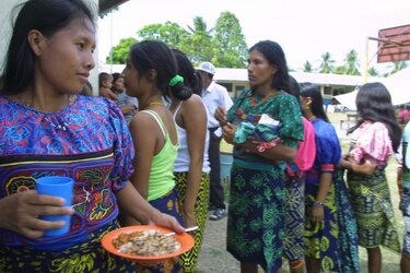 Arranca cumbre indígena ONU con llamamiento a proteger a todos los pueblos