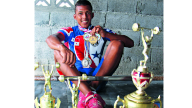 Júnior, el flaco de acero