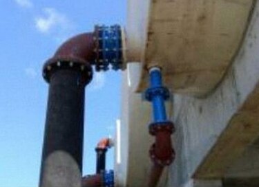 Agua turbia en Panamá este por regulación de anillo hidráulico