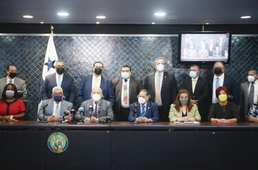 Asamblea suspende debate de reformas; dialogará con el TE por pedido de Laurentino Cortizo