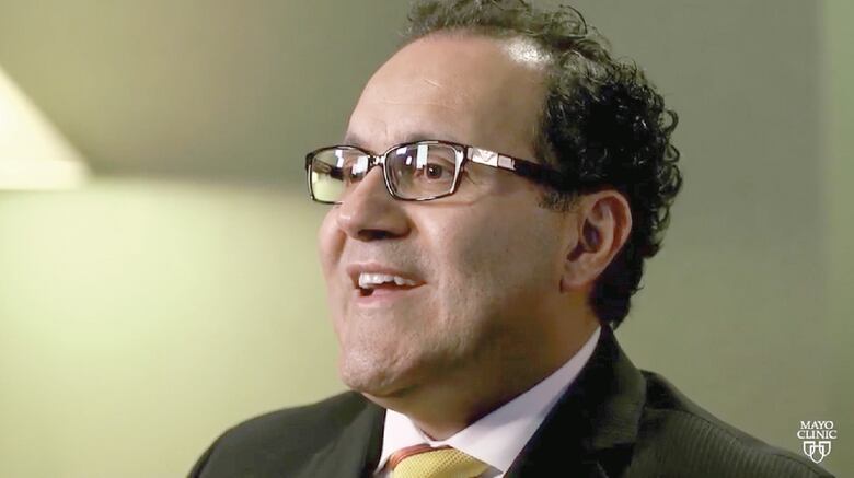 Dr. Q: El hombre que venció al destino