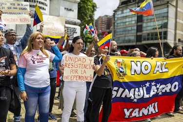 Las imágenes del ejercicio militar de EU en Caracas autorizado por el gobierno de Venezuela