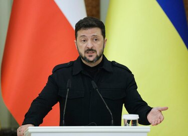 Zelenski denuncia el ataque aéreo masivo de Rusia con 477 drones, que causó muerte piloto