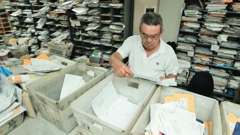 Carencias limitan a decana del servicio de correos