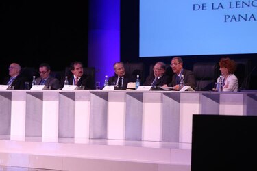 El Congreso de la Lengua Española sopla con la RAE sus 300 velas