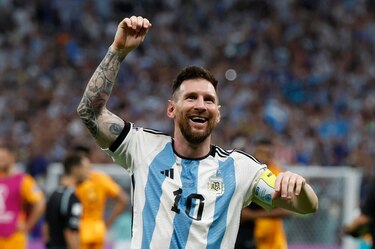 Batistuta felicita a Messi y Argentina vuelve al trabajo