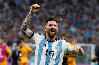 Batistuta felicita a Messi y Argentina vuelve al trabajo