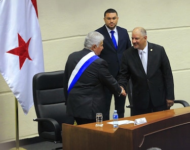 Sábado Picante: Entrelíneas