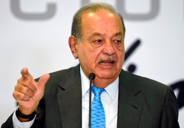 Carlos Slim se recupera en su casa, tras hospitalización por la Covid-19
