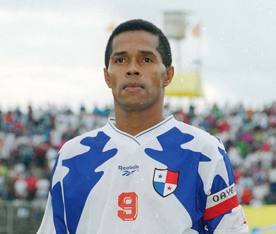 Mendieta vota por Julio Dely como técnico pero reitera el mal manejo de la federación