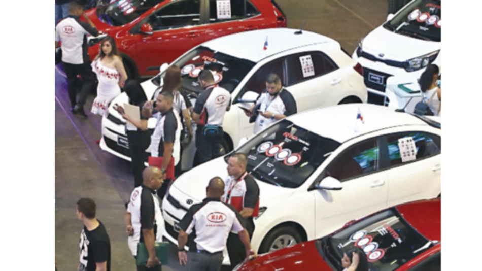 Ventas de automóviles vuelven a caer en marzo